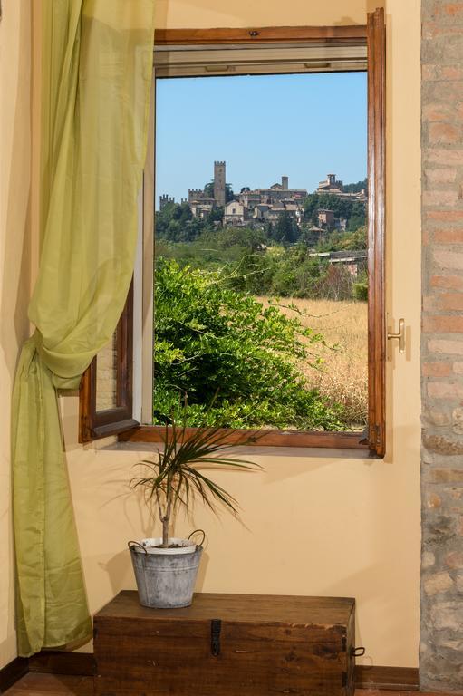 Bed and Breakfast R&B Mulino Marsa CastellʼArquato Habitación foto